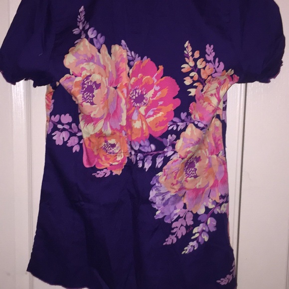 Koi by Kathy Peterson 2 pack of scrub tops medium - Picture 6 of 6